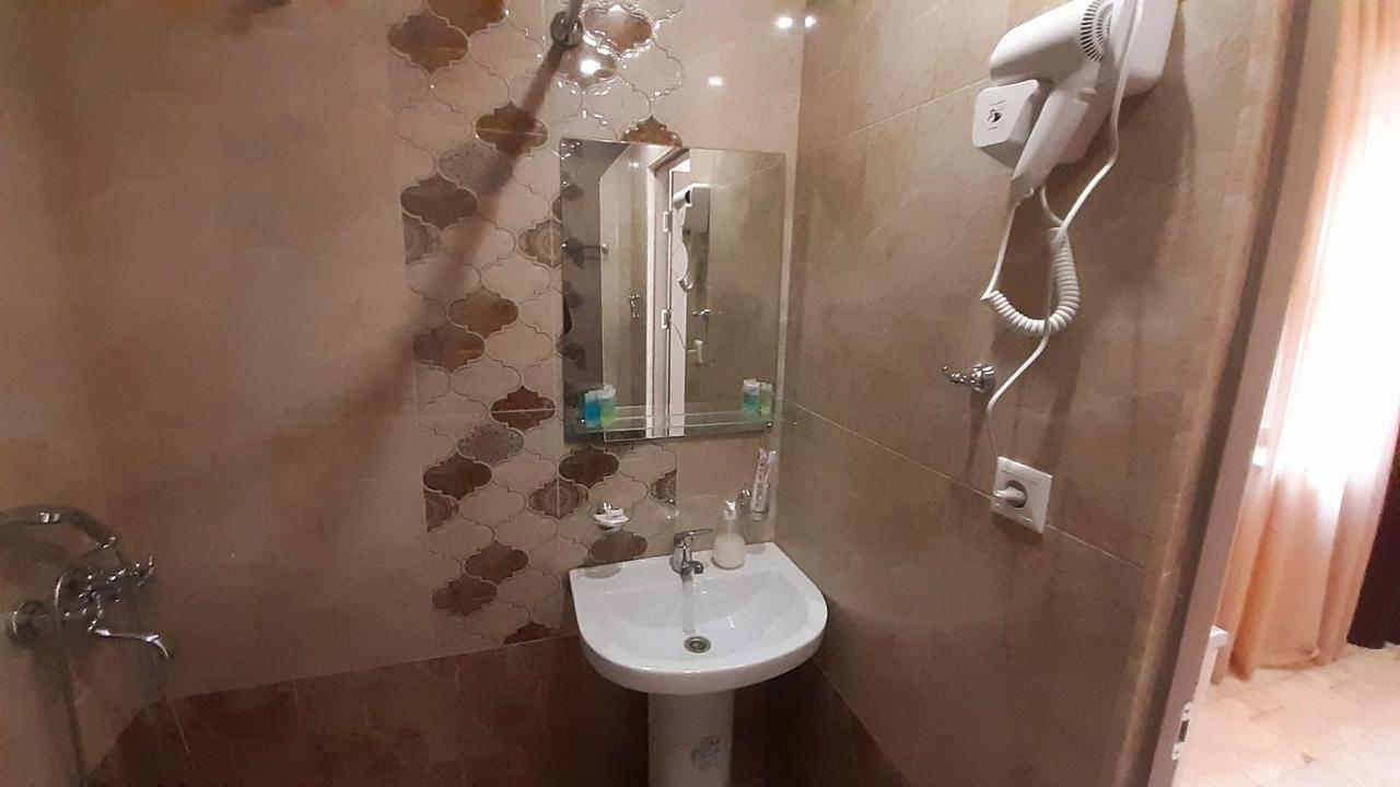 Hotel Dilijan Old Center Экстерьер фото